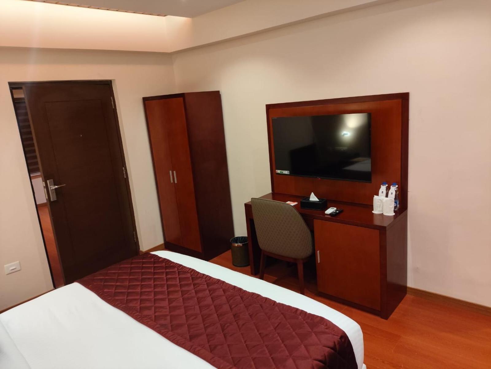 Park Avenue Hotel & Apartments Trichy Tiruchirappalli Ngoại thất bức ảnh