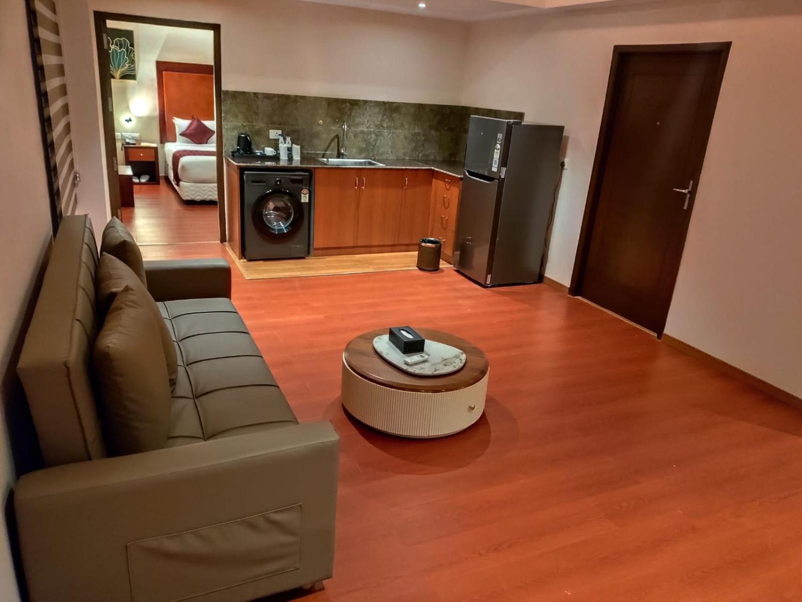 Park Avenue Hotel & Apartments Trichy Tiruchirappalli Ngoại thất bức ảnh